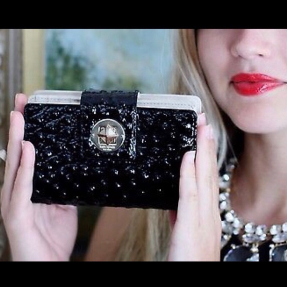 Brand new Kate Spade timeless wallet